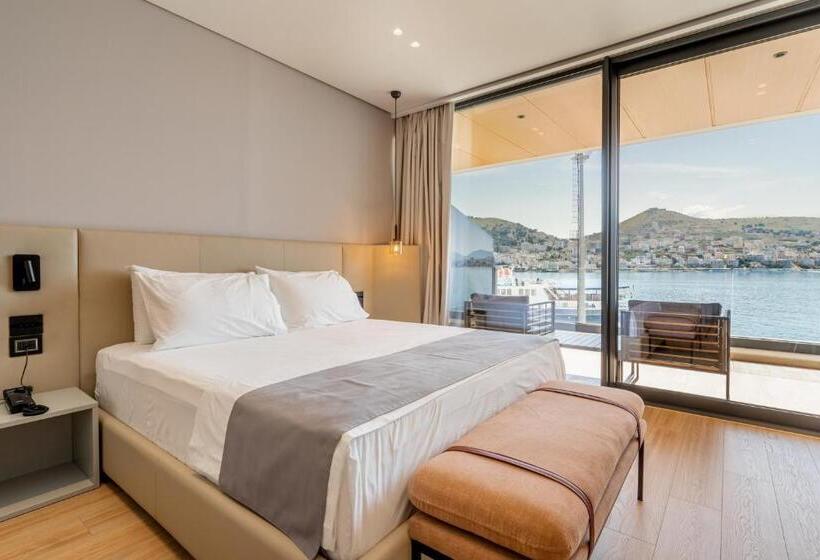 فندق Yacht Premium