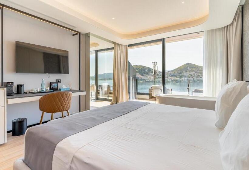 فندق Yacht Premium