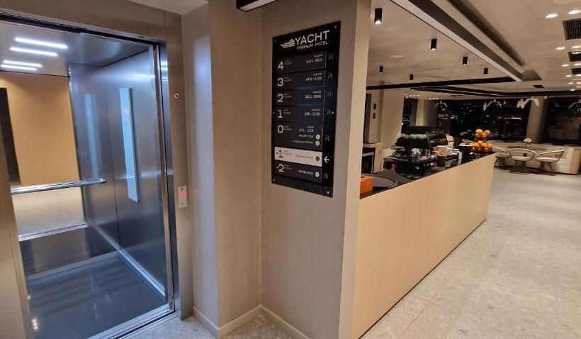 فندق Yacht Premium
