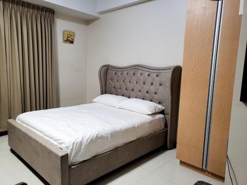 Newport 101 West Wing