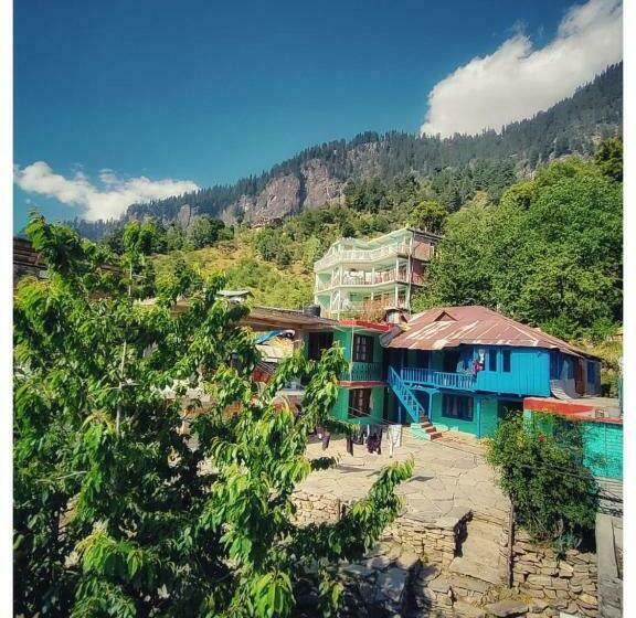 بنسيون Enchanted Cottage