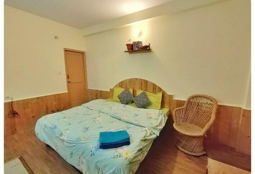 بنسيون Enchanted Cottage