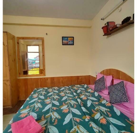 بنسيون Enchanted Cottage