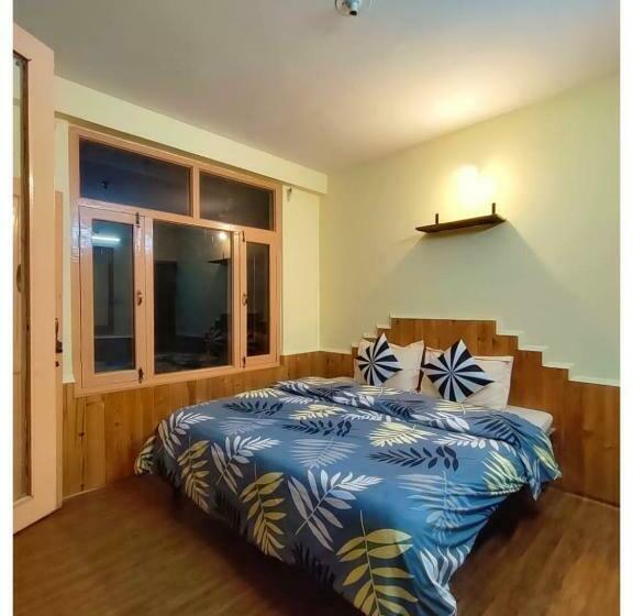 بنسيون Enchanted Cottage