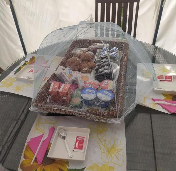 膳宿费 Villa Rita