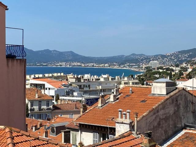 Sunflower Apartments