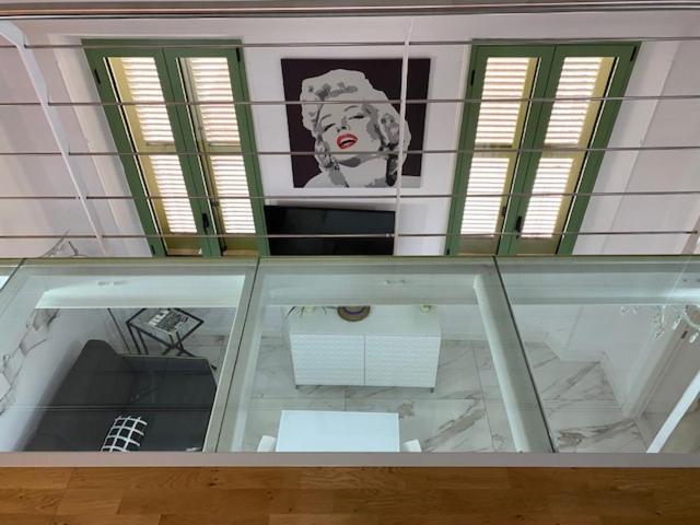 Sunflower Apartments