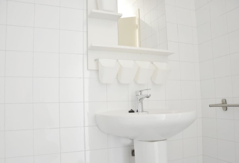 فندق صغير Residencia Universitaria Campus De Montilivi