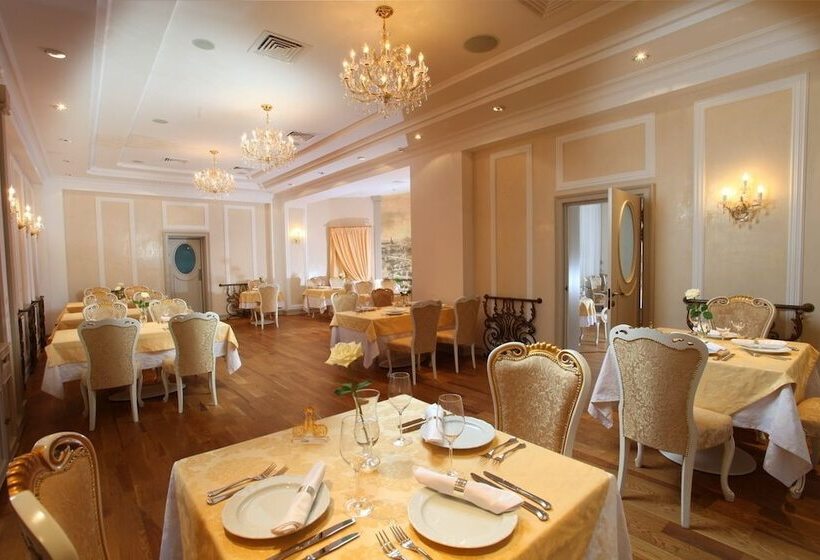 Aleksandrovski Grand Hotel Vladikavkaz