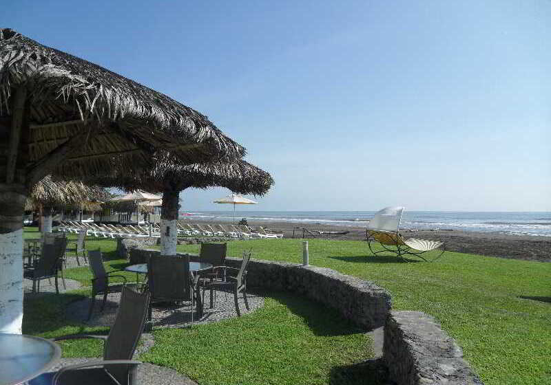 Artisan Family Hotels And Resort Collection Playa Esmeralda