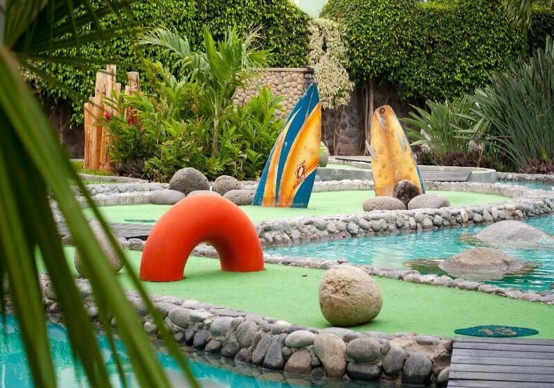 Artisan Family Hotels And Resort Collection Playa Esmeralda