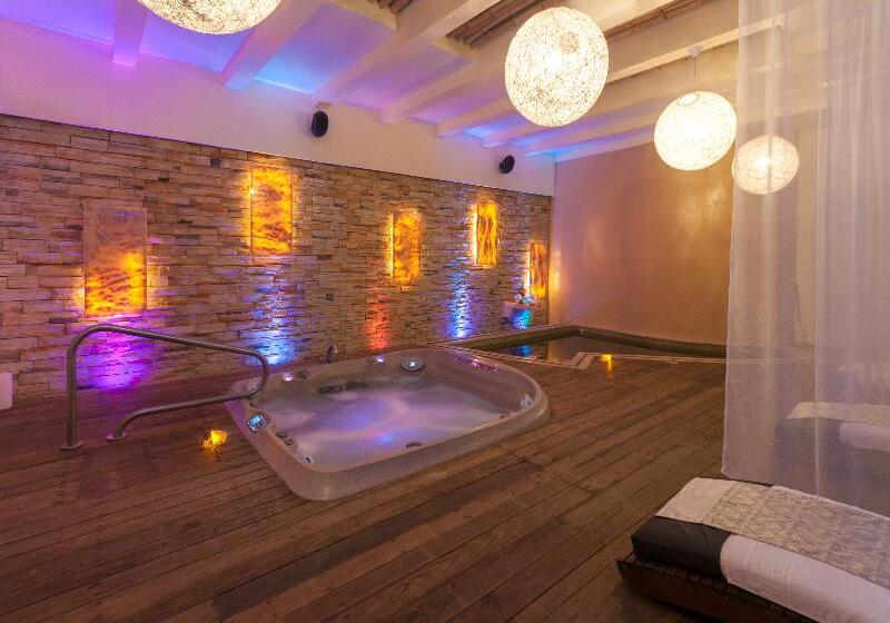 Artisan Family Hotels And Resort Collection Playa Esmeralda