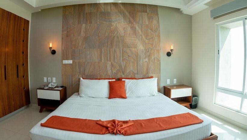 Artisan Family Hotels And Resort Collection Playa Esmeralda