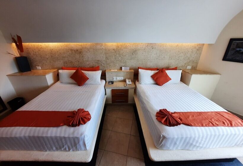 Artisan Family Hotels And Resort Collection Playa Esmeralda