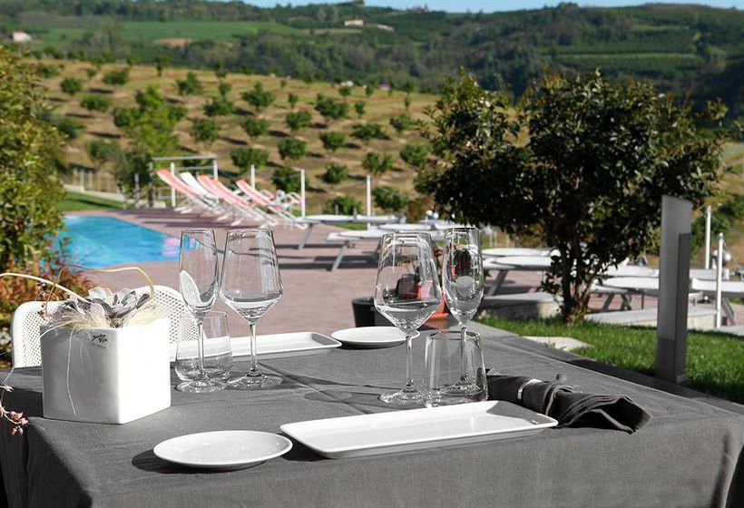 ベッドアンドブレックファースト Locanda Aria Di Langa