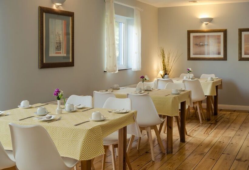 Dingle Harbour Lodge B&b