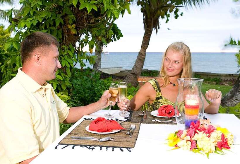Beqa Lagoon Resort
