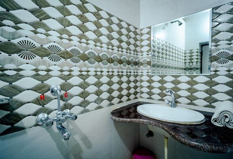 ホテル Akashdeep   Located City Centre