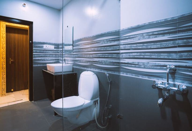 ホテル Akashdeep   Located City Centre