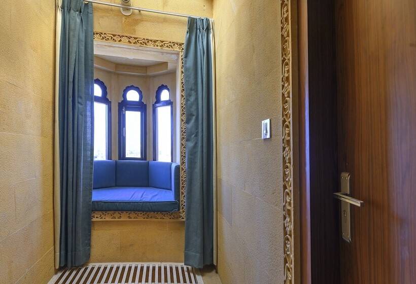 ホテル Akashdeep   Located City Centre