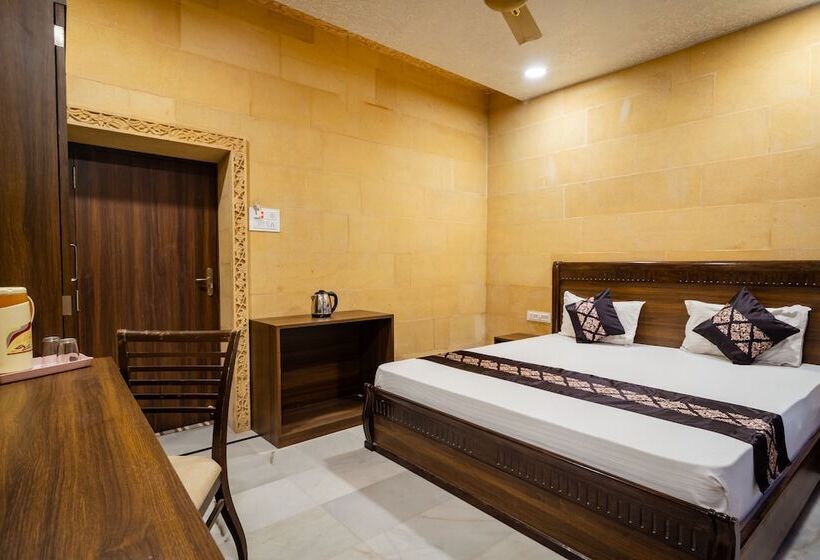 ホテル Akashdeep   Located City Centre