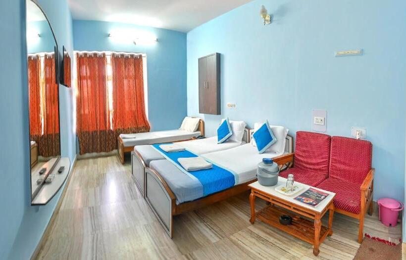 ホテル Akashdeep   Located City Centre