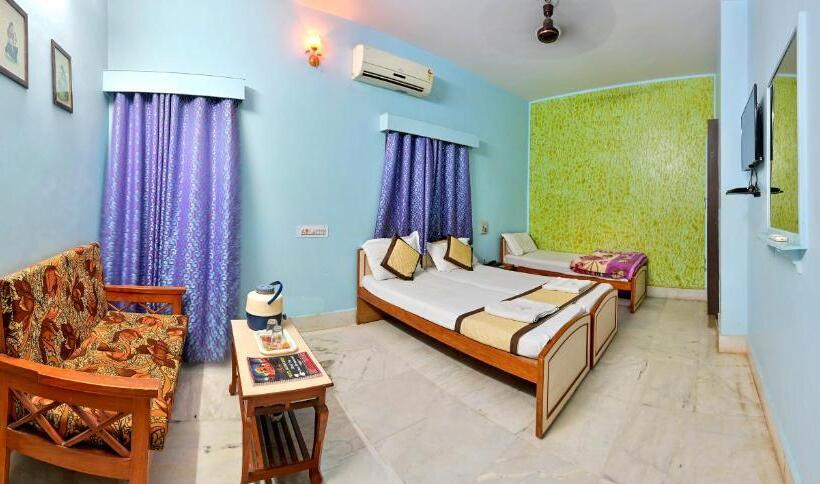 ホテル Akashdeep   Located City Centre