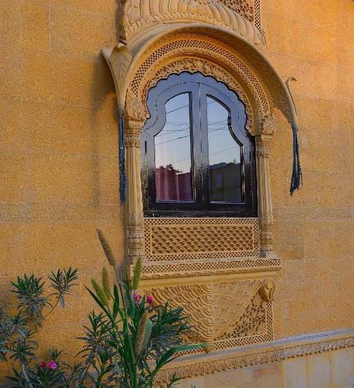 ホテル Akashdeep   Located City Centre