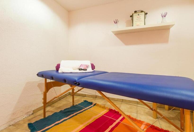 ホテル Alpenperle