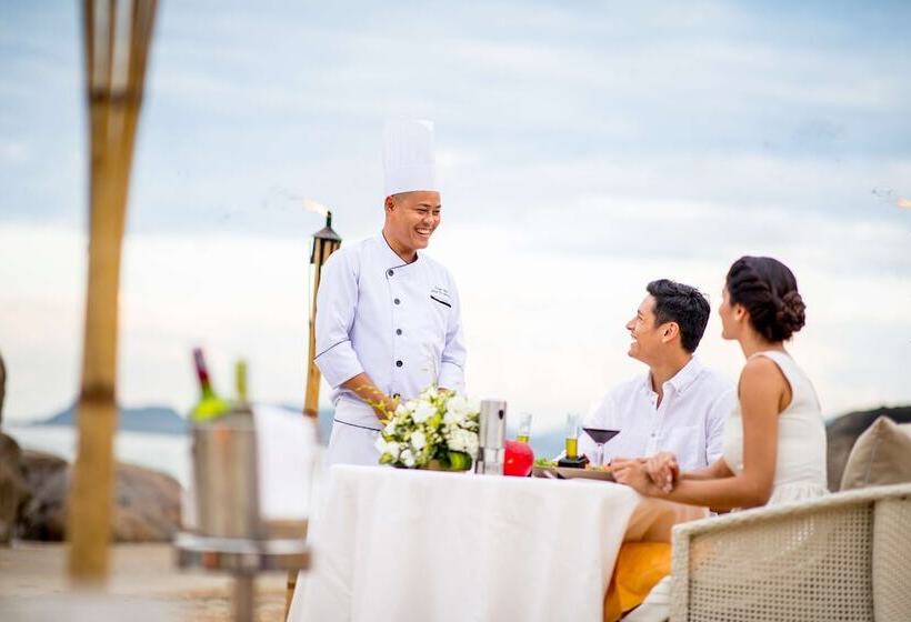 ホテル Angsana Lang Co