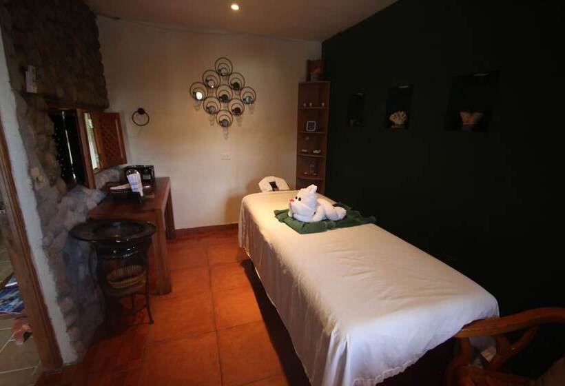 בית מלון כפרי Anton Valley