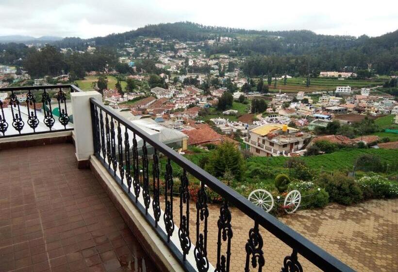 酒店 Berry Hills Resort