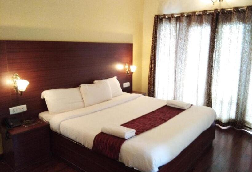 酒店 Berry Hills Resort