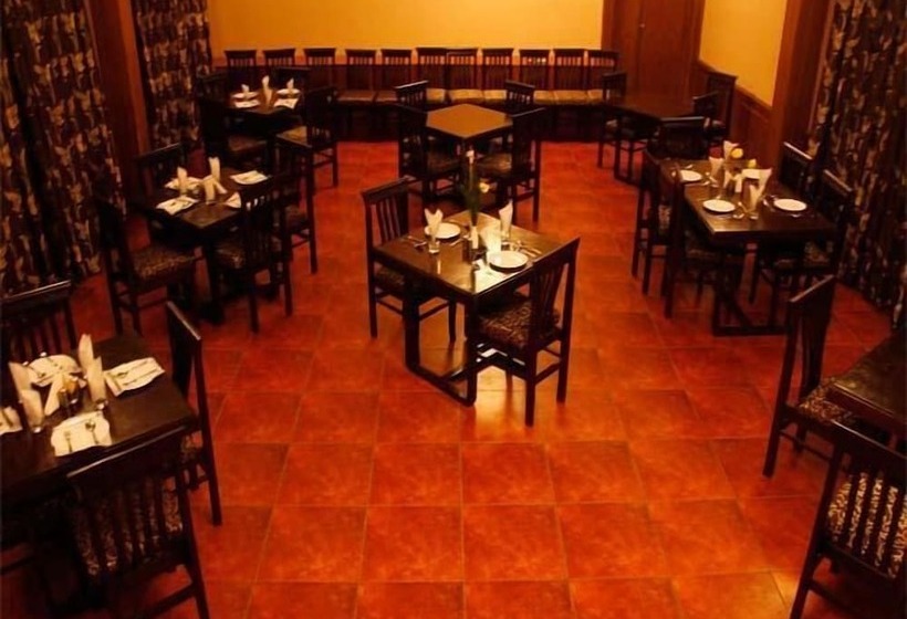 酒店 Berry Hills Resort