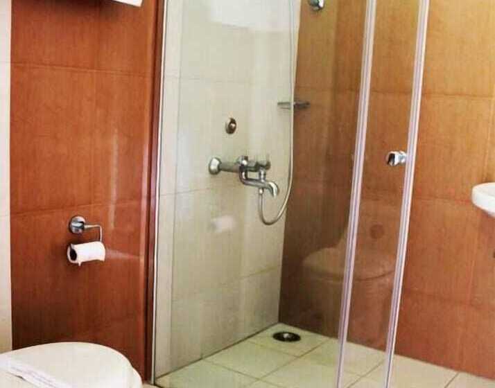 酒店 Berry Hills Resort