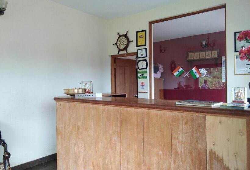 酒店 Berry Hills Resort