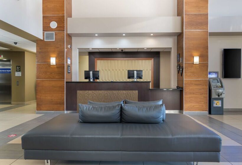 هتل Best Western Plus Moose Jaw