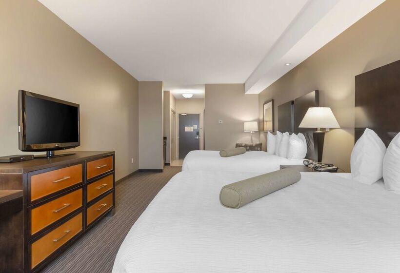 هتل Best Western Plus Moose Jaw