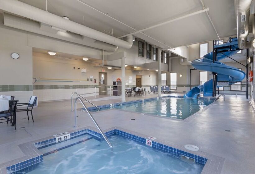 בית מלון כפרי Best Western Plus Moose Jaw