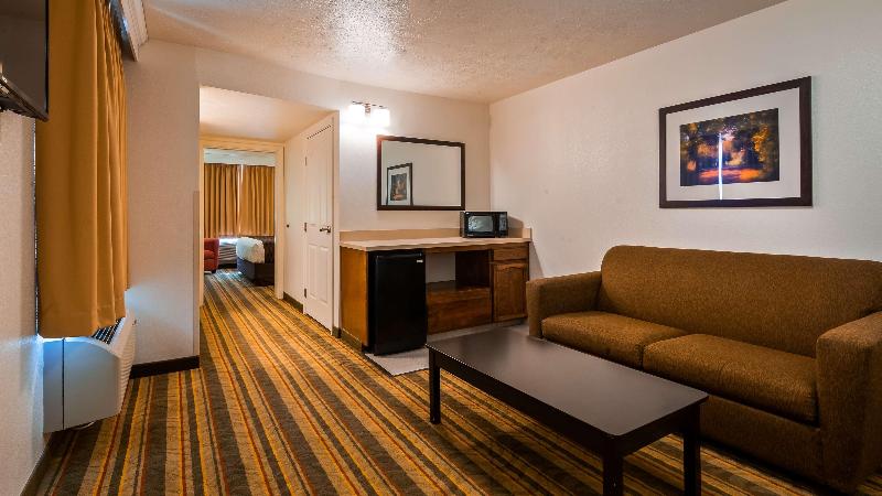בית מלון כפרי Best Western Plus Moose Jaw
