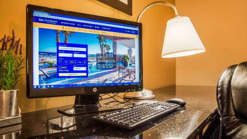 בית מלון כפרי Best Western Plus Moose Jaw