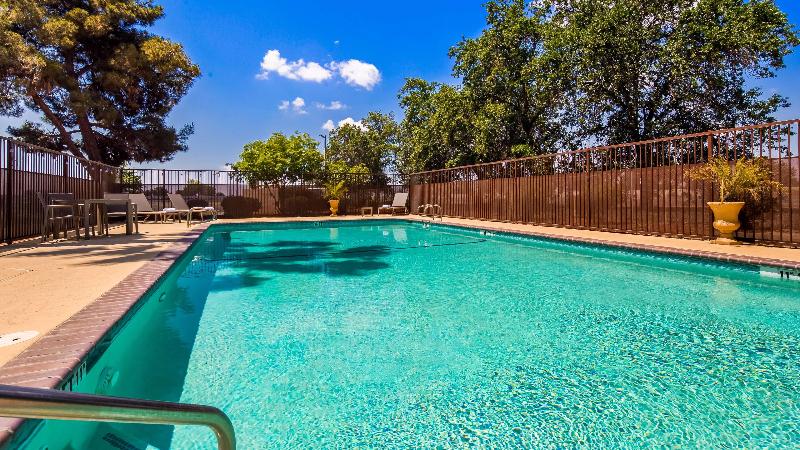 בית מלון כפרי Best Western Plus Moose Jaw