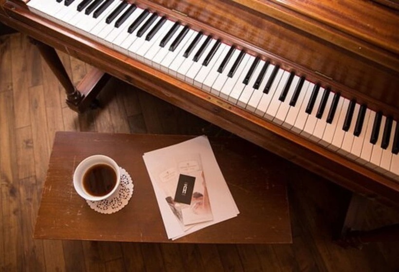 בית מלון כפרי Chateau Madelinot