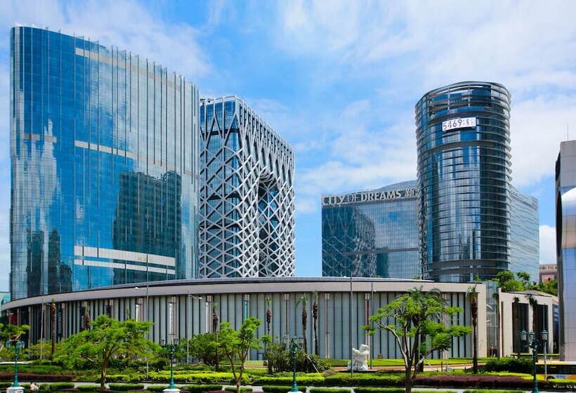 هتل City Of Dreams Macau   Nüwa Macau