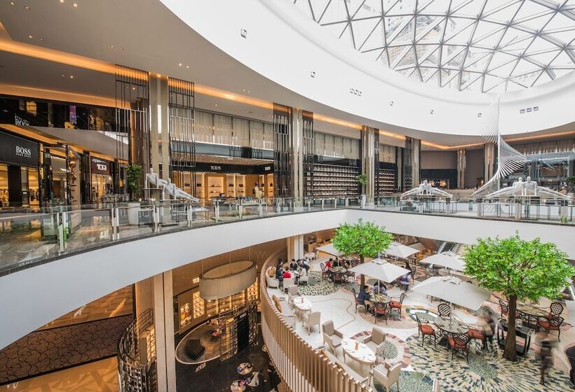 هتل City Of Dreams Macau   Nüwa Macau