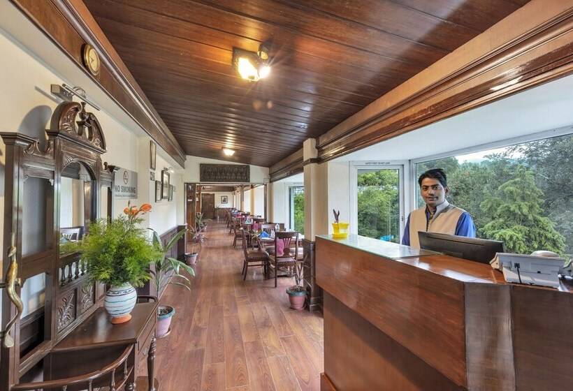 בית מלון כפרי Club Mahindra Naukuchiatal