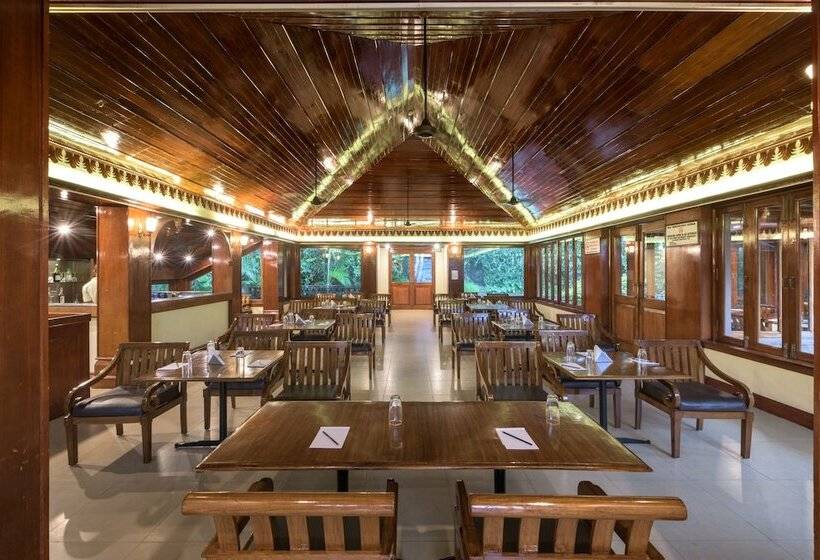 هتل Club Mahindra Thekkady