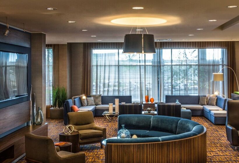 ホテル Courtyard By Marriott Winnipeg Airport