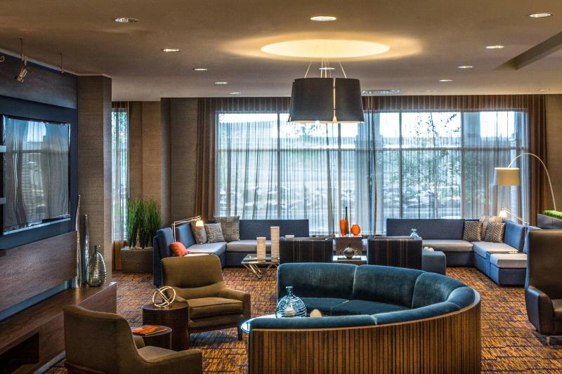 ホテル Courtyard By Marriott Winnipeg Airport