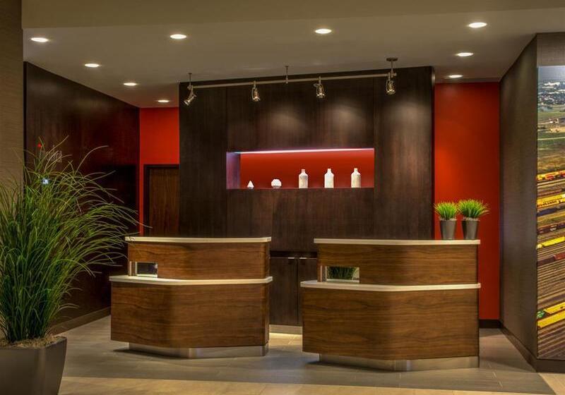 ホテル Courtyard By Marriott Winnipeg Airport